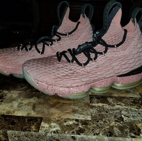 lebron 15 hollywood limited